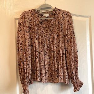 Another Love large floral print top with gold stitching. Excellent condition!